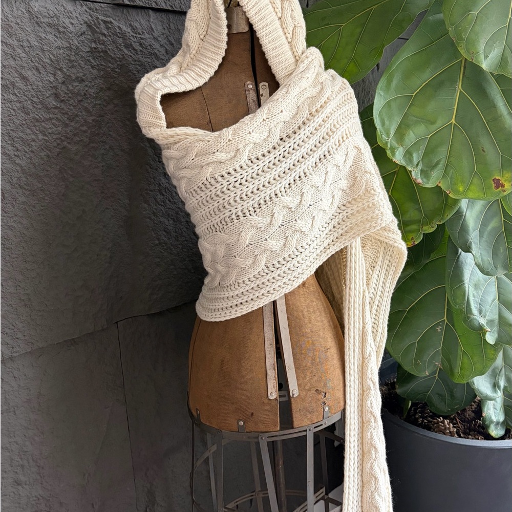 Cream Cable Knit Hooded Shawl - Picture 3 of 3